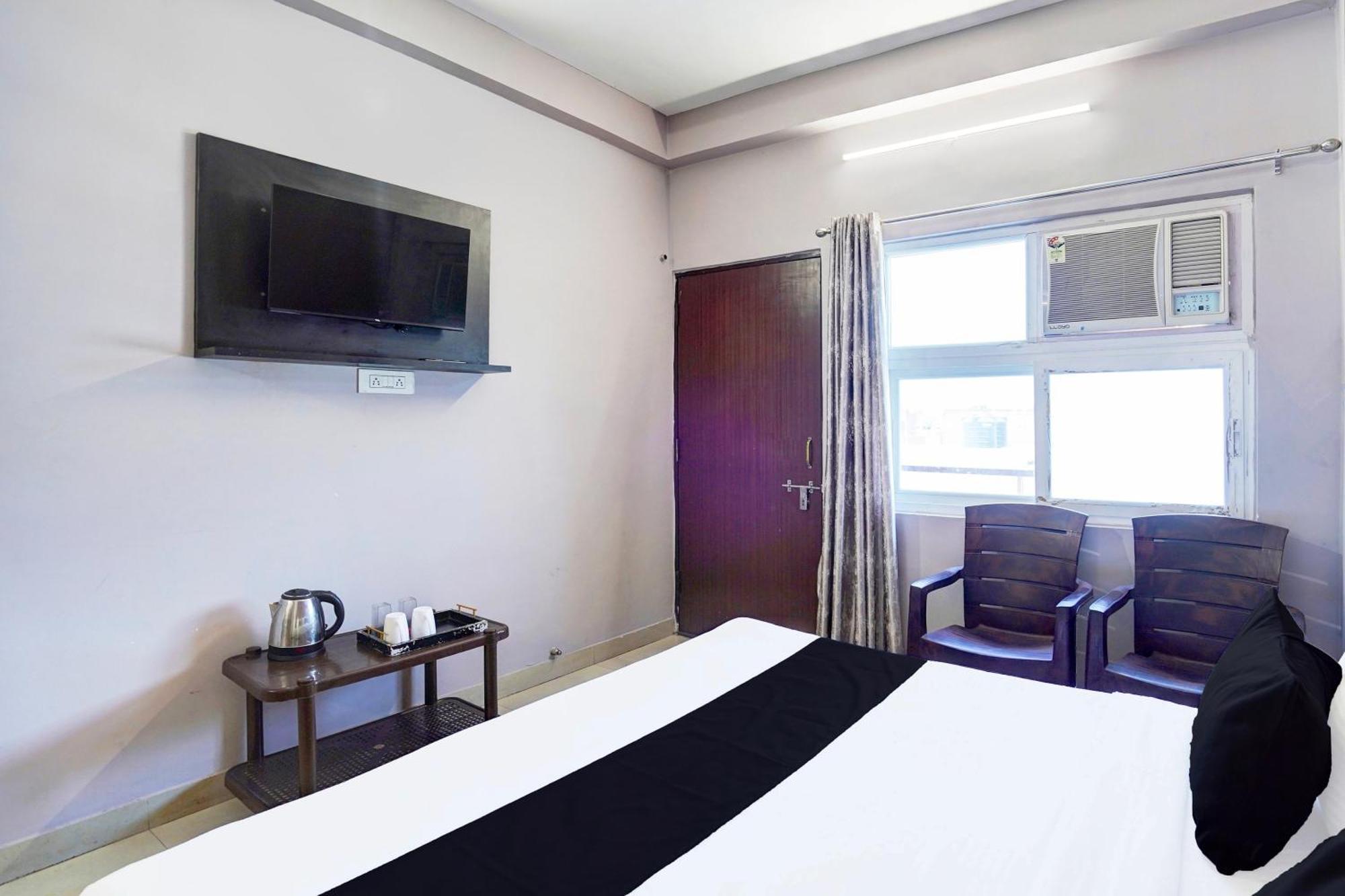 Super Hotel O Blw Kakarmatta Near Banaras Junction バラナシ エクステリア 写真